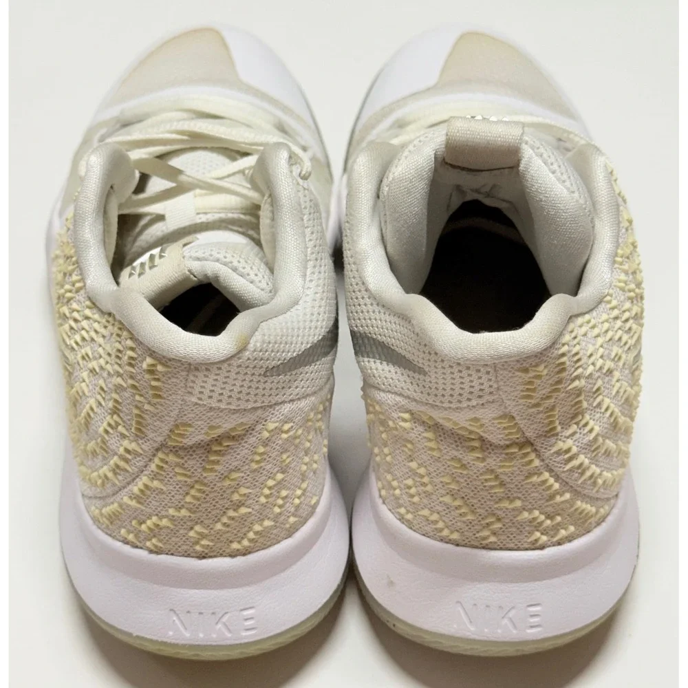 Nike Kyrie 3 Ivory Pale Grey Sail Basketball Shoes 859466-103 Mens 7Y Womens 8.5